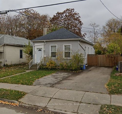 629 Central Ave, London, ON, N5W3P7 | Card Image