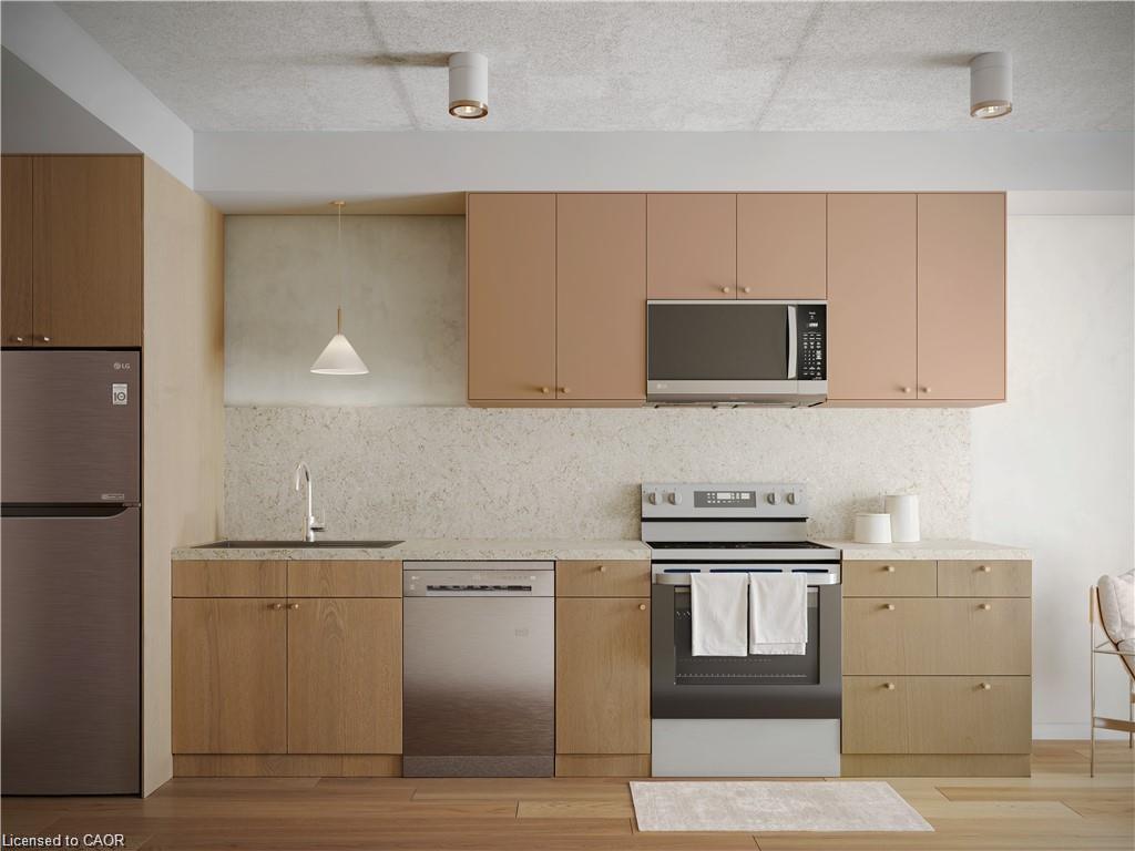 Residential Lease in Waterloo 4