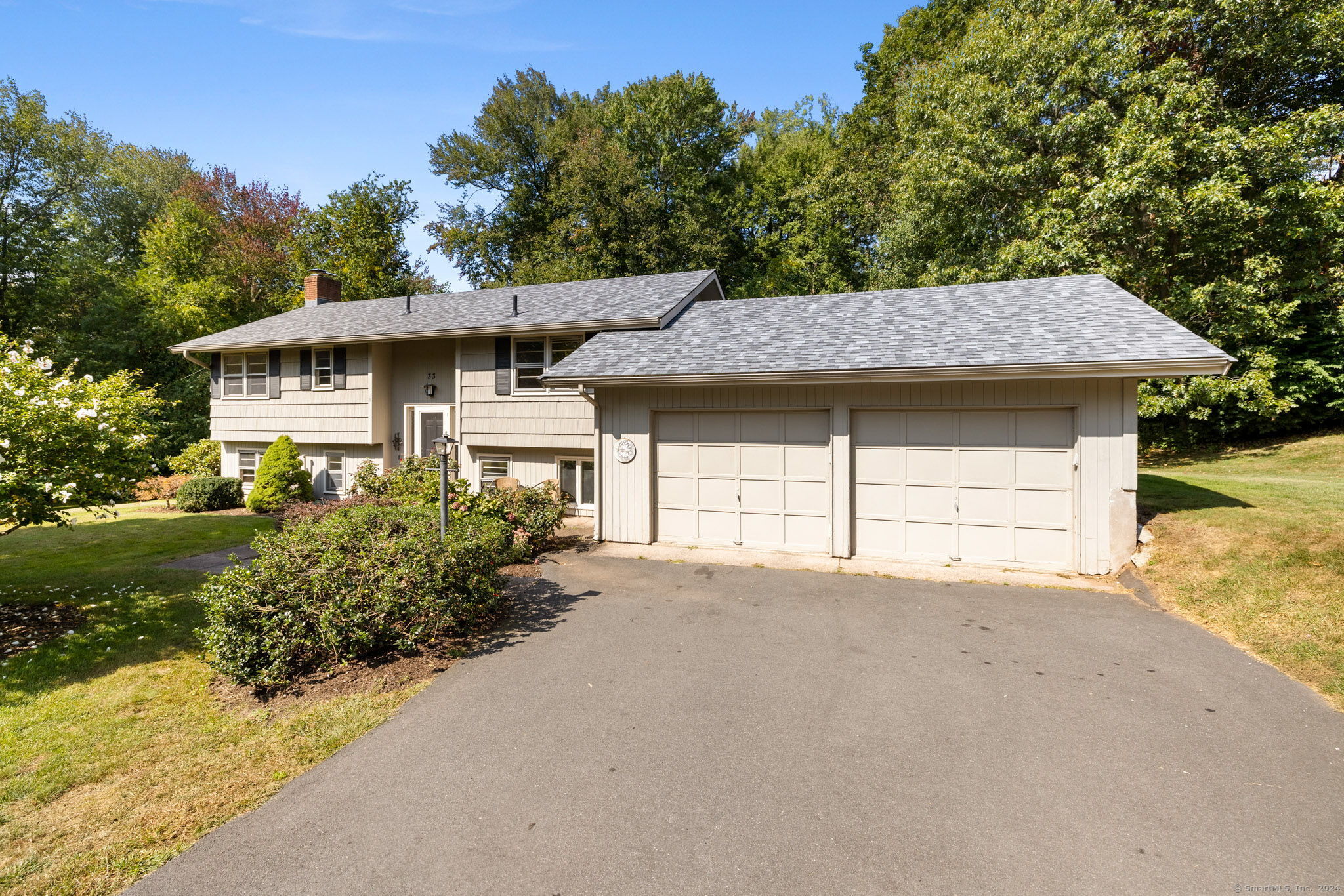 Deerfield Dr, Vernon Rockville, CT 06066
