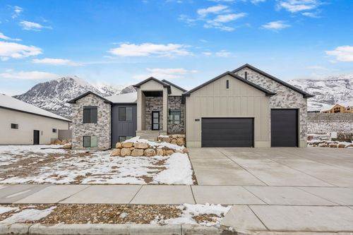 728 E Mountain Rd, North Ogden, UT, 84414-7601 | Card Image