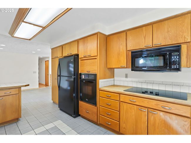 2335 5 Th St, House other with 3 bedrooms, 2 bathrooms and 2 parking in Columbia City OR | Image 15