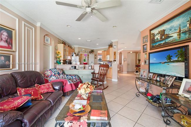4437 Sw 161 St Path, House other with 3 bedrooms, 2 bathrooms and null parking in Miami FL | Image 15
