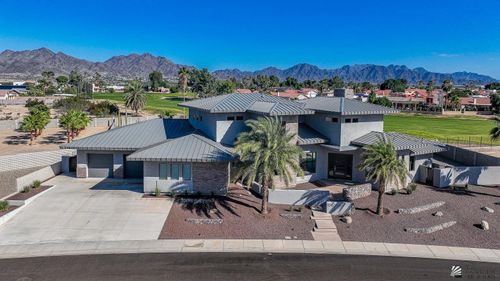 10157 S Del Valle, Yuma, AZ, 85367-7462 | Card Image