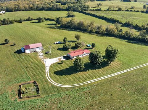 1610 Grays Run Pike, Cynthiana, KY, 41031-4106 | Card Image