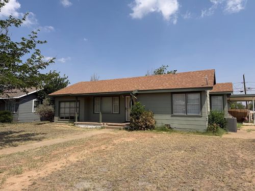1009 E 15th St, Big Spring, TX, 79720-4737 | Card Image