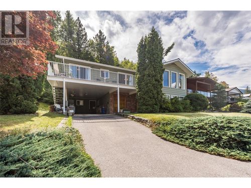 114 Oak St E, Nelson, BC, V1L5V8 | Card Image