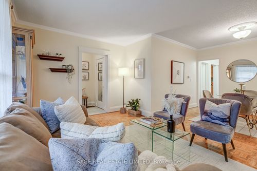 13 Patterson Ave, Scarborough, ON, M1L3Y1 | Card Image