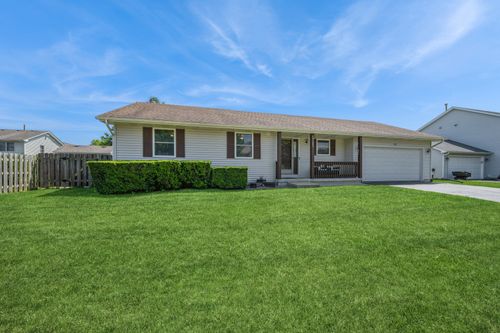 5705 Cobblestone Trl, McHenry, IL, 60050-5964 | Card Image