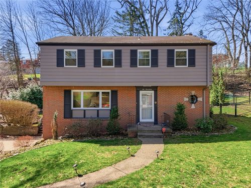 217 Thornberry Dr, Penn Hills, PA, 15235-5063 | Card Image