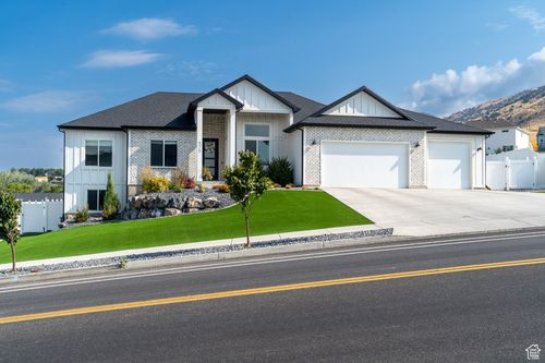 575 Spring Creek Rd, Providence, UT, 84332-9434 | Card Image