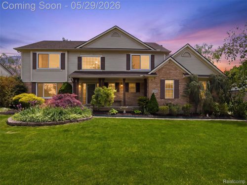 47525 River Woods Dr, Canton, MI, 48188-3294 | Card Image