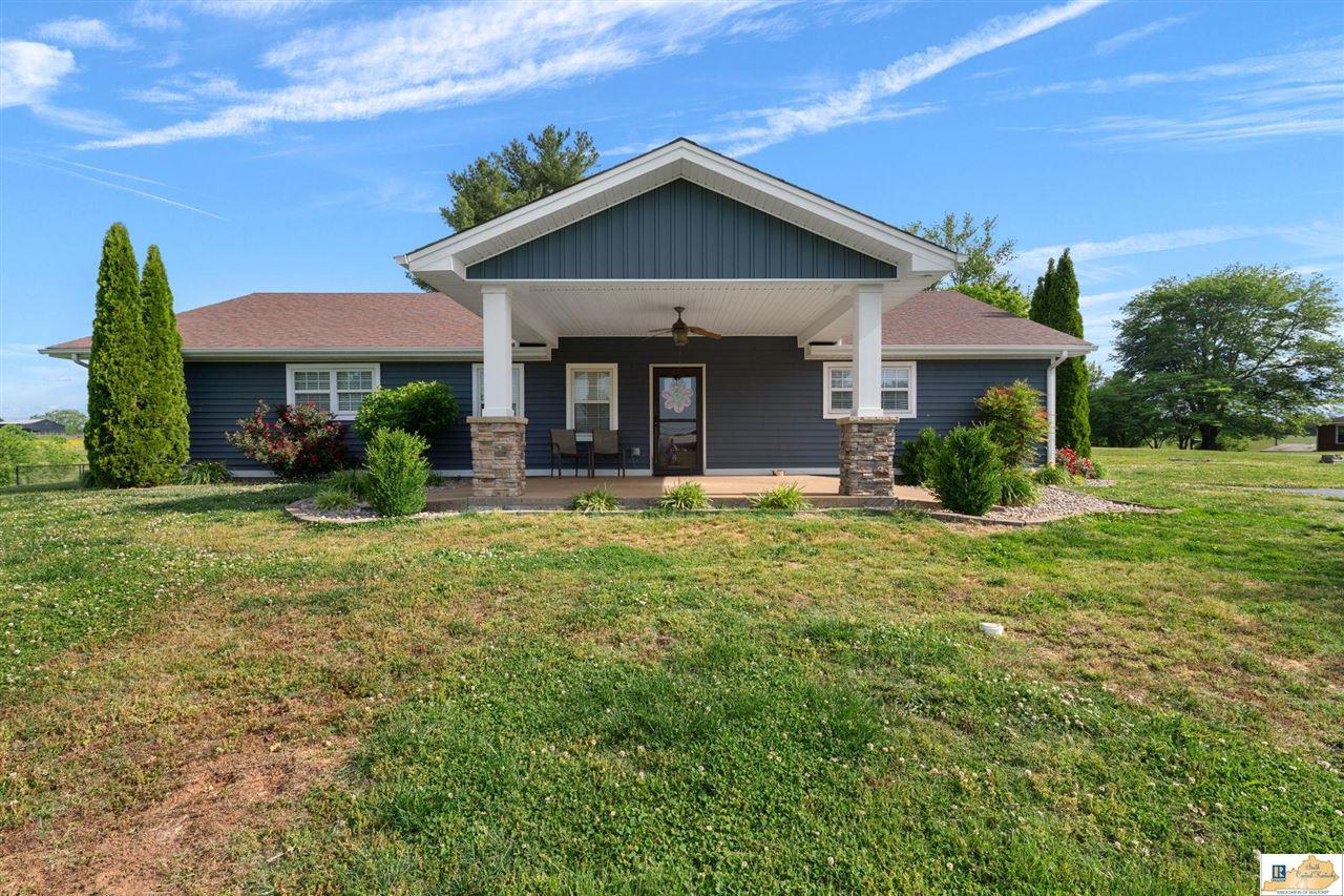 Residential in Cave City