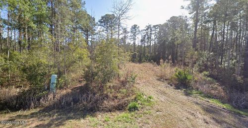 111 N Harbor Dr, Beaufort, NC, 28516-9201 | Card Image