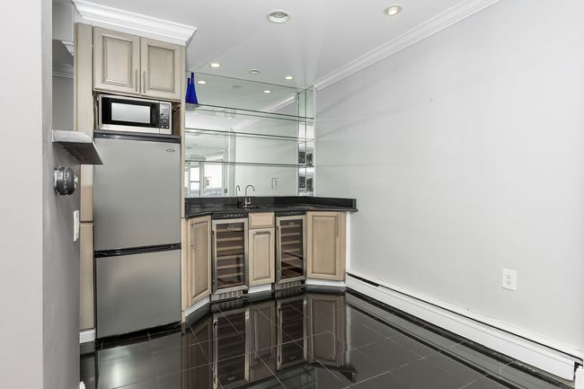 APT-1811 - 8200 E Jefferson Ave, Condo with 1 bedrooms, 1 bathrooms and null parking in Detroit MI | Image 19