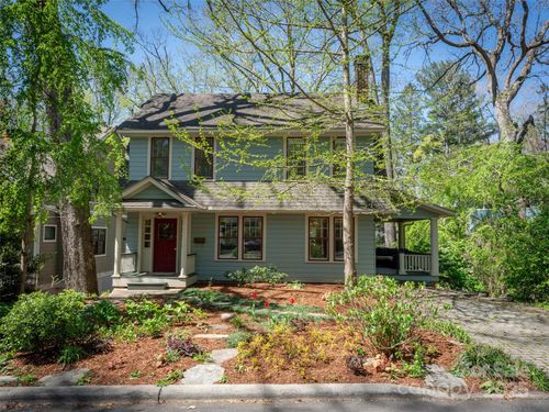27 Westover Dr, Asheville, NC, 28801-1633 | Card Image