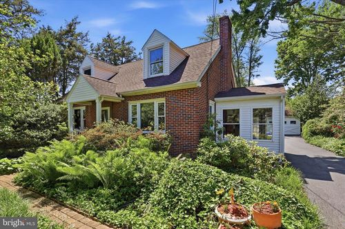 381 Barbara St, MILLERSVILLE, PA, 17551-1501 | Card Image