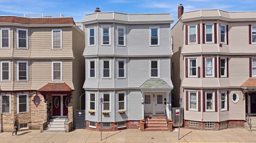 151 L St, Boston, MA, 02127-3183 | Card Image