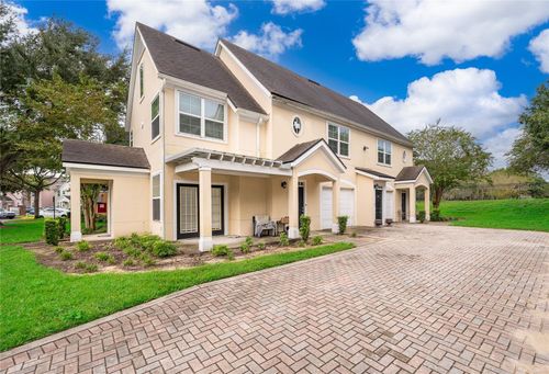 205-6593 Queens Borough Ave, ORLANDO, FL, 32835-7556 | Card Image