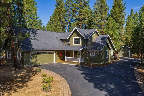 14234 Whitewater Loop, La Pine, OR, 97739-9430 | Card Image