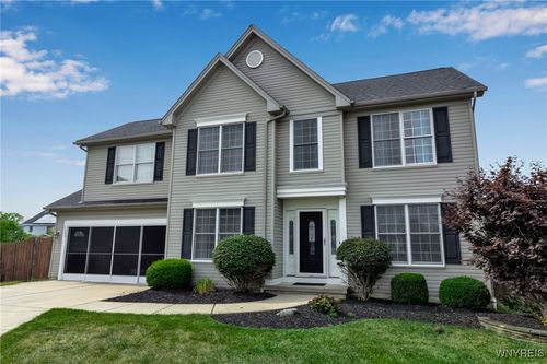 6505 Pincherry Way, Lake View, NY, 14085-9597 | Card Image