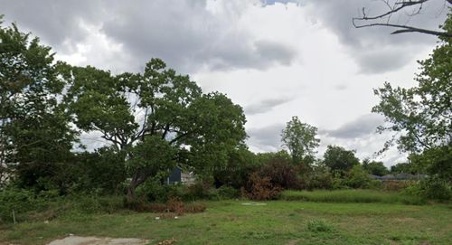 5931 Collingsworth St, Houston, TX, 77026-4102 | Card Image