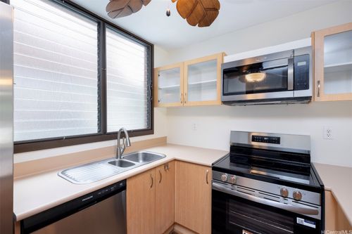 214-1015 Aoloa Pl, Kailua, HI, 96734-5203 | Card Image