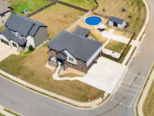 100 Chisum Ct, Clarksville, TN, 37043-2125 | Card Image
