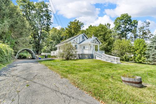 17 N 1st St, Cortlandt Mnr, NY, 10567-5253 | Card Image