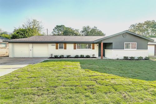 1124 Norwood Dr, Hurst, TX, 76053-4518 | Card Image