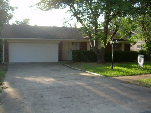 2646 Concord Ln, Lancaster, TX, 75134-2440 | Card Image