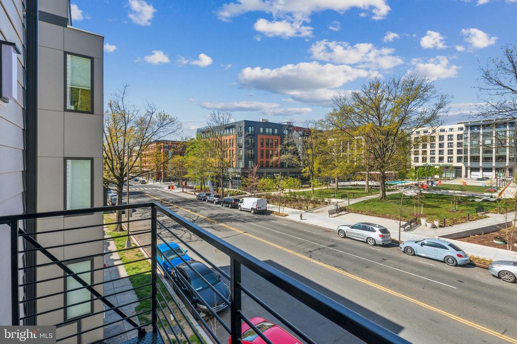 Residential in WASHINGTON 3