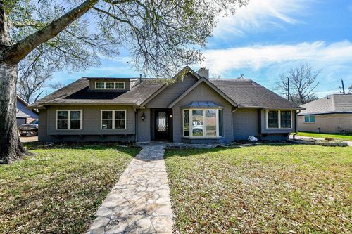 15711 Pine Mountain Dr, Houston, TX, 77084-3628 | Card Image