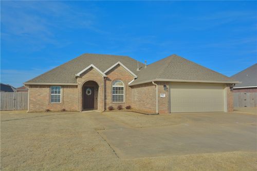 704 Mcclure Ave, Lowell, AR, 72745-9304 | Card Image