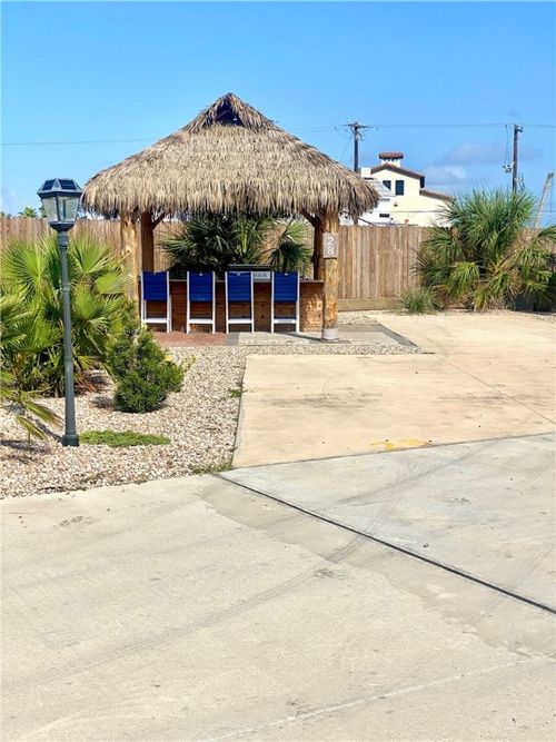 28-1100 Port St, Port Aransas, TX, 78373-1568 | Card Image