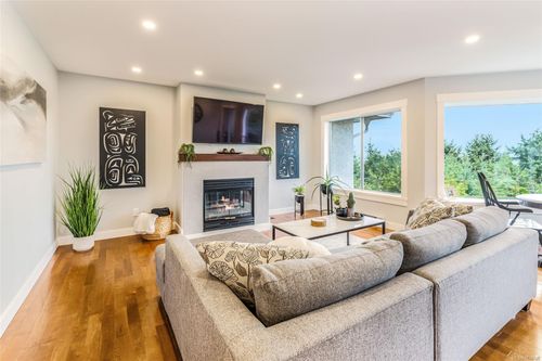978 Highview Terr, Nanaimo, BC, V9R6K5 | Card Image