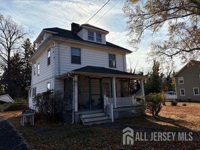 328 Beechwood Avenue, House other with 3 bedrooms, 1 bathrooms and null parking in Middlesex NJ | Image 2