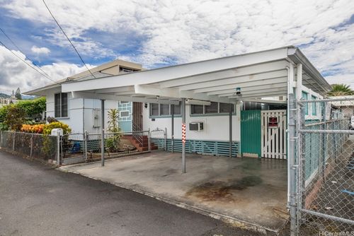 1611 Mcgrew Ln, Honolulu, HI, 96817-3228 | Card Image