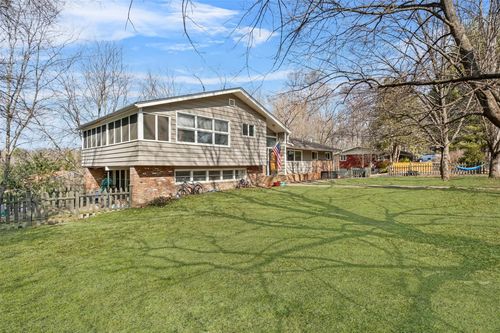1 Old Mill Rd, New Paltz, NY, 12561-1317 | Card Image