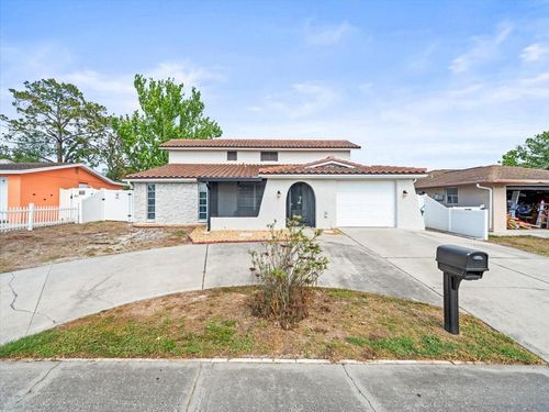 9100 Suffolk Ln, PORT RICHEY, FL, 34668-5147 | Card Image