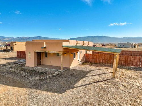 5 Calle De Cazador, Ranchos De Taos, NM, 87557-8860 | Card Image