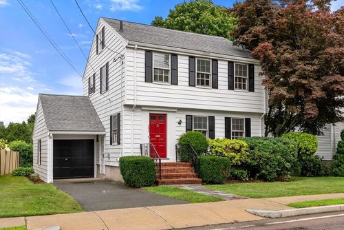 204 Thacher St, Milton, MA, 02186-2007 | Card Image