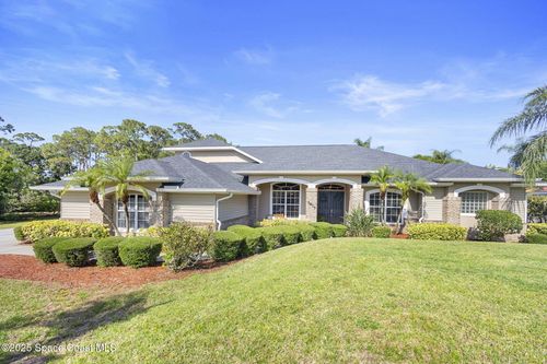 3815 Peacock Dr, Melbourne, FL, 32904-9512 | Card Image