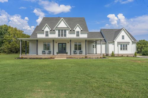 3380 Midland Acres Dr, Bell Buckle, TN, 37020-2006 | Card Image