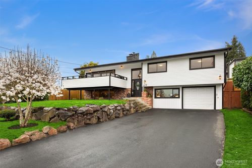 619 8th Ave S, Edmonds, WA, 98020-3413 | Card Image