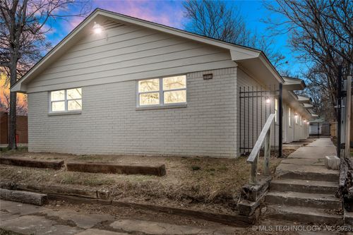 1011 S Rockford Ave, Tulsa, OK, 74120-4646 | Card Image