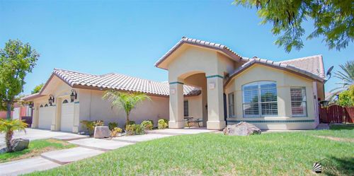 3376 S 15th Ave, Yuma, AZ, 85365-3932 | Card Image