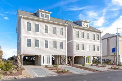a-2216 S Shore Dr, Surf City, NC, 28445-6784 | Card Image