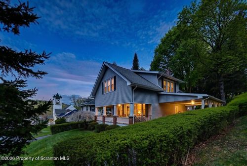 205 Church St, Dalton, PA, 18414-9506 | Card Image