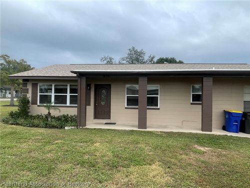 400 Pine Ave, Lake Placid, FL, 33852-6686 | Card Image