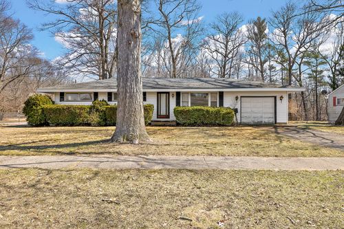 1288 Aspacia St, Muskegon, MI, 49445-2004 | Card Image